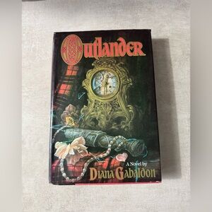 RARE ORIGINAL COVER EDITION OUTLANDER BOOK
